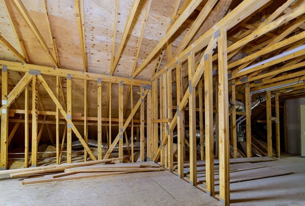 Quels sont les meilleurs frameworks pour développer une Progressive Web App (PWA) pour un magazine culturel en ligne?